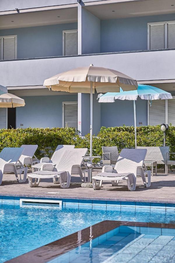 Golden Apartments Marina di Cecina Exterior photo