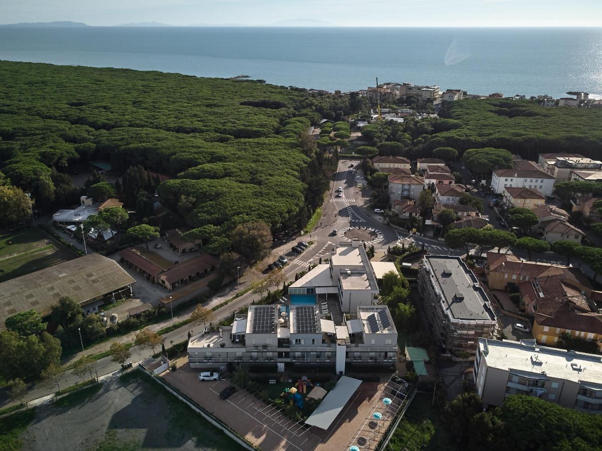 Golden Apartments Marina di Cecina Exterior photo